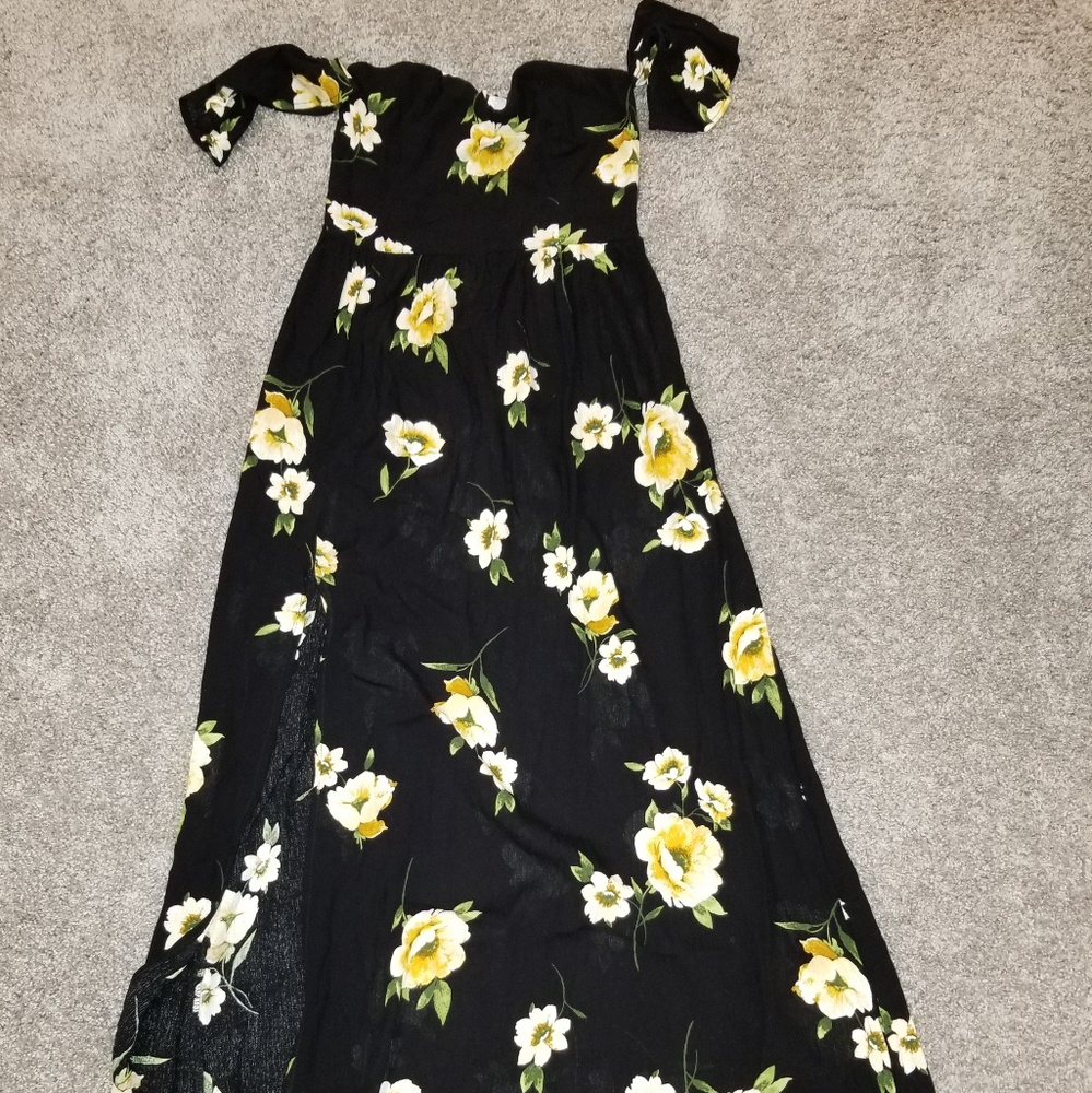 Dress - Picture 5 of 6